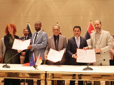 جهاز الطاقات المتجددة يوقع اتفاقية برنامج STEPلدعم التحول المستدام في ليبيا