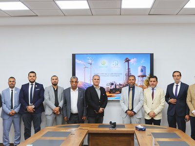 توقيع مذكرة تفاهم بين جهاز الطاقات المتجددة والجهاز التنفيذي لحفر وصيانة آبار المياه لتعزيز استخدام الطاقة النظيفة