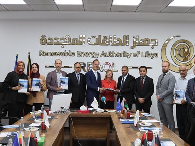 جهاز الطاقات المتجددة يحتفل بتعزيز شراكته مع الوكالة الألمانية للتعاون الدولي (GIZ) في خطوة جديدة نحو دعم التحول الطاقي في ليبيا