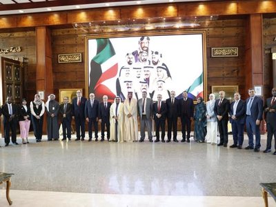 عضو مجلس إدارة جهاز الطاقات المتجددة يشارك في الدورة الرابعة والعشرين لمجلس أمناء المركز الإقليمي للطاقة المتجددة وكفاءة الطاقة بالكويت